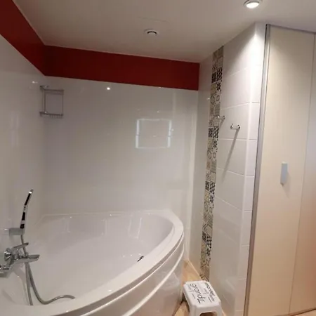 Maison De Caractere Renovee - 6 Pers, Jardin, Terrasse, Cheminee, Proche Activites Nature - Fr-1-742-337 *