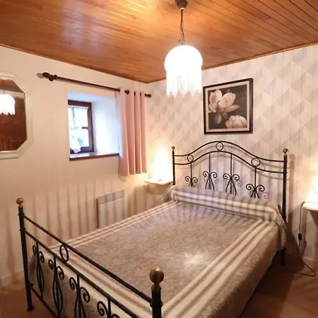 Maison De Caractere Renovee - 6 Pers, Jardin, Terrasse, Cheminee, Proche Activites Nature - Fr-1-742-337